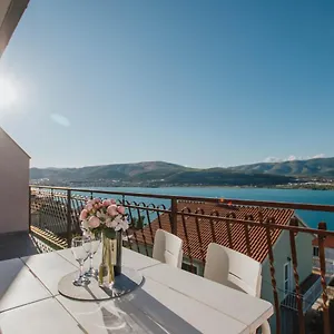Blaise , Trogir Horvátország